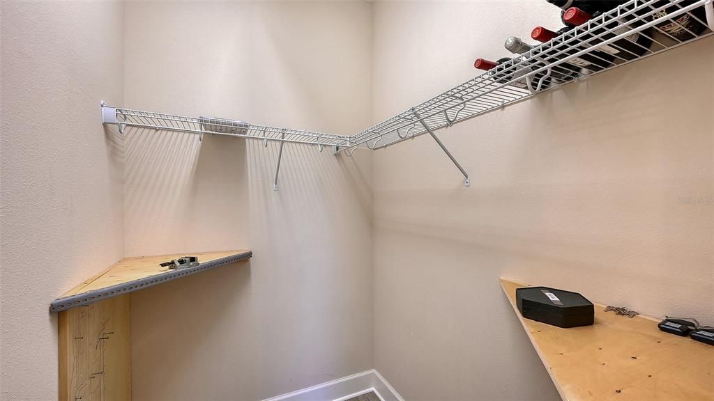 На продажу: $725,000 (2 спален, 2 ванн, 1664 Квадратных фут)