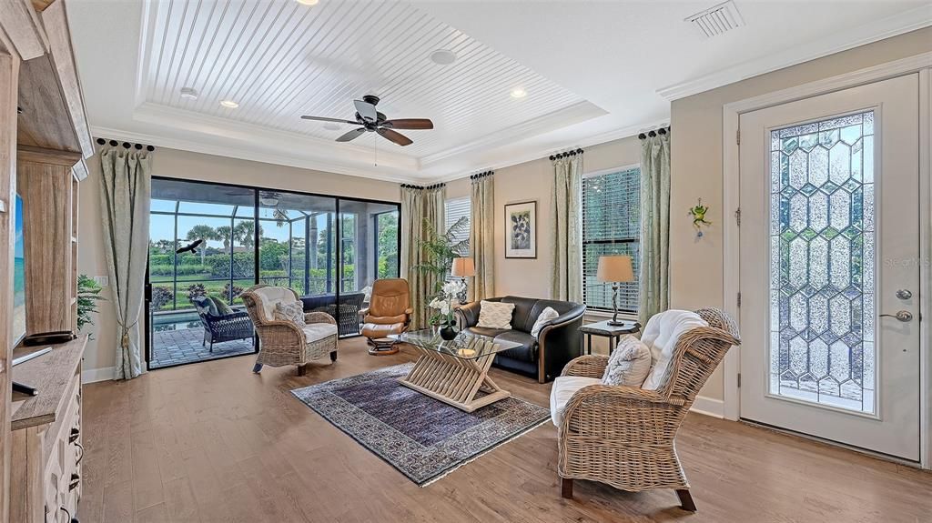 На продажу: $725,000 (2 спален, 2 ванн, 1664 Квадратных фут)