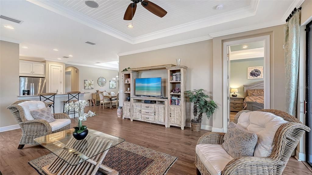 На продажу: $725,000 (2 спален, 2 ванн, 1664 Квадратных фут)