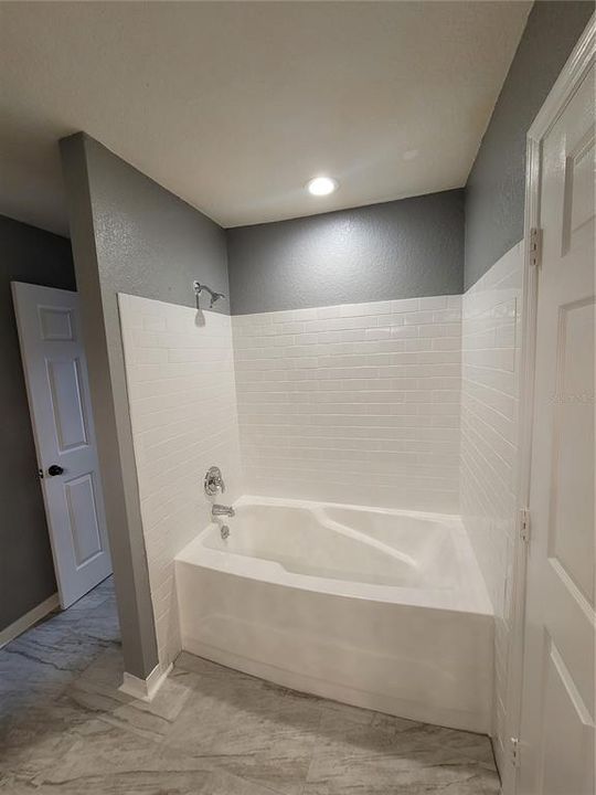 В аренду: $1,850 (2 спален, 2 ванн, 1062 Квадратных фут)