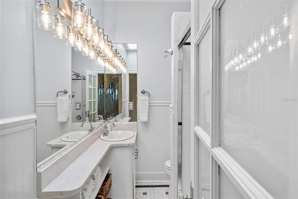 На продажу: $895,000 (3 спален, 2 ванн, 1500 Квадратных фут)