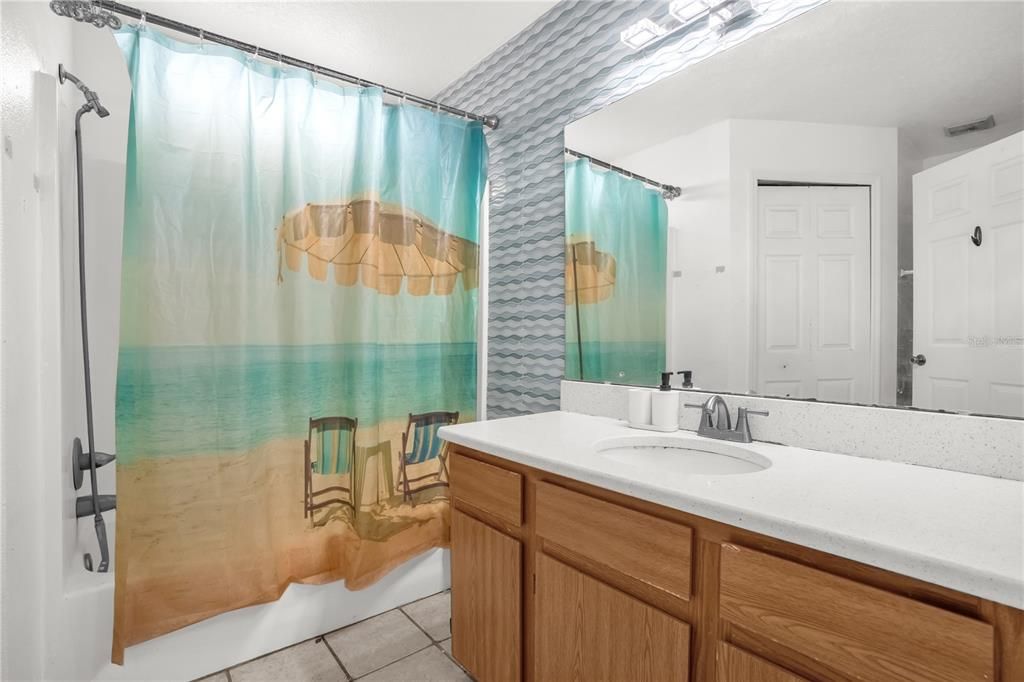 На продажу: $270,000 (3 спален, 2 ванн, 1194 Квадратных фут)