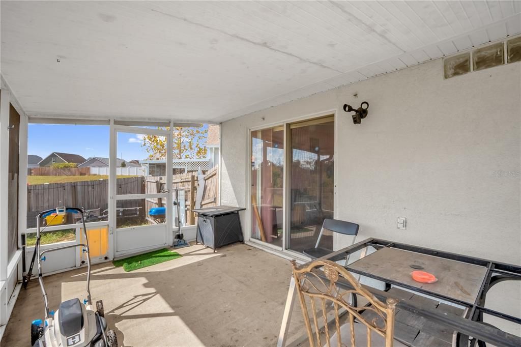 На продажу: $270,000 (3 спален, 2 ванн, 1194 Квадратных фут)