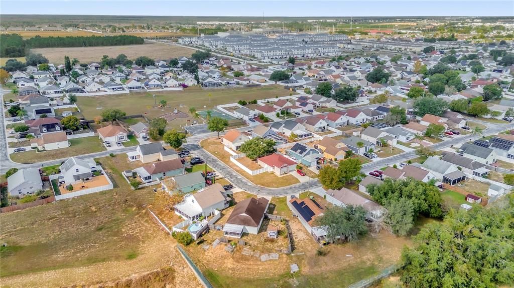 На продажу: $270,000 (3 спален, 2 ванн, 1194 Квадратных фут)