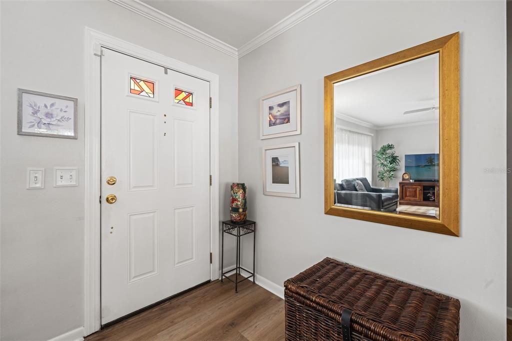 For Sale: $369,000 (2 beds, 2 baths, 1164 Square Feet)
