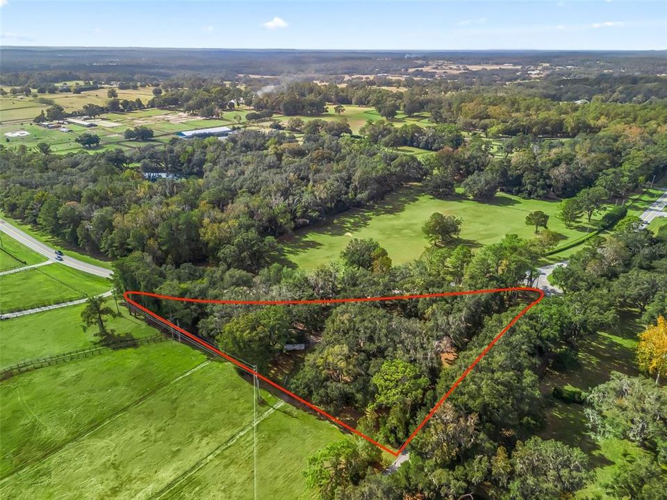 For Sale: $635,000 (3 beds, 2 baths, 2546 Square Feet)