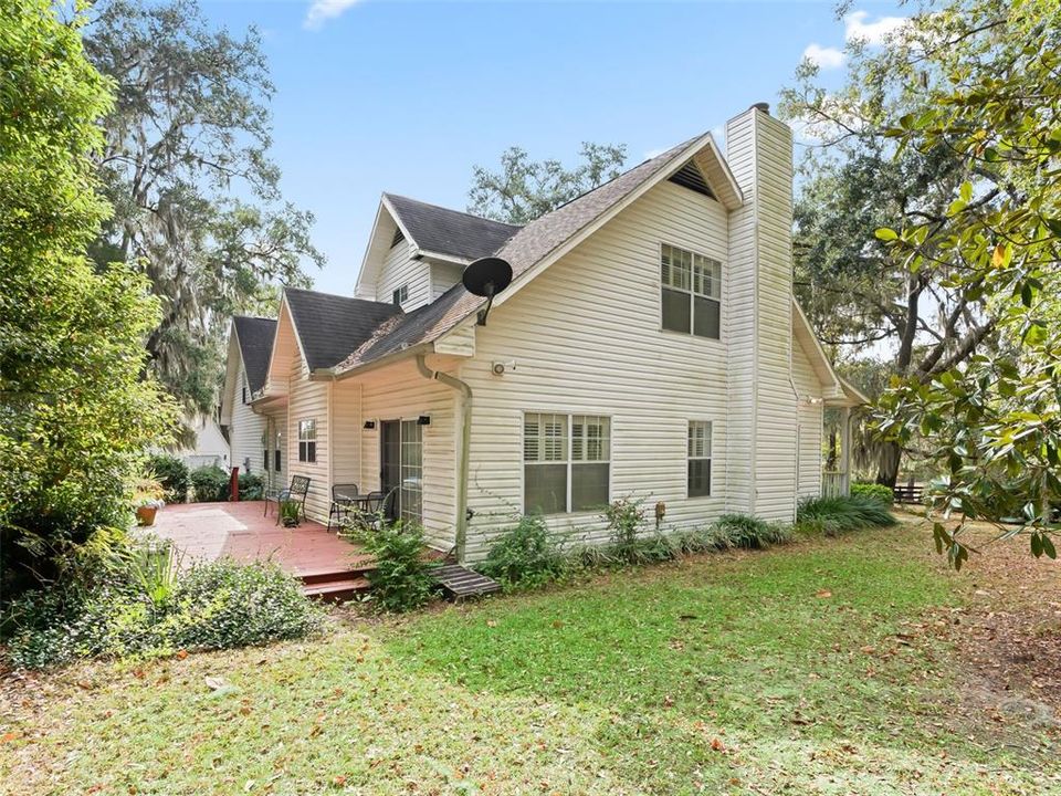 For Sale: $635,000 (3 beds, 2 baths, 2546 Square Feet)