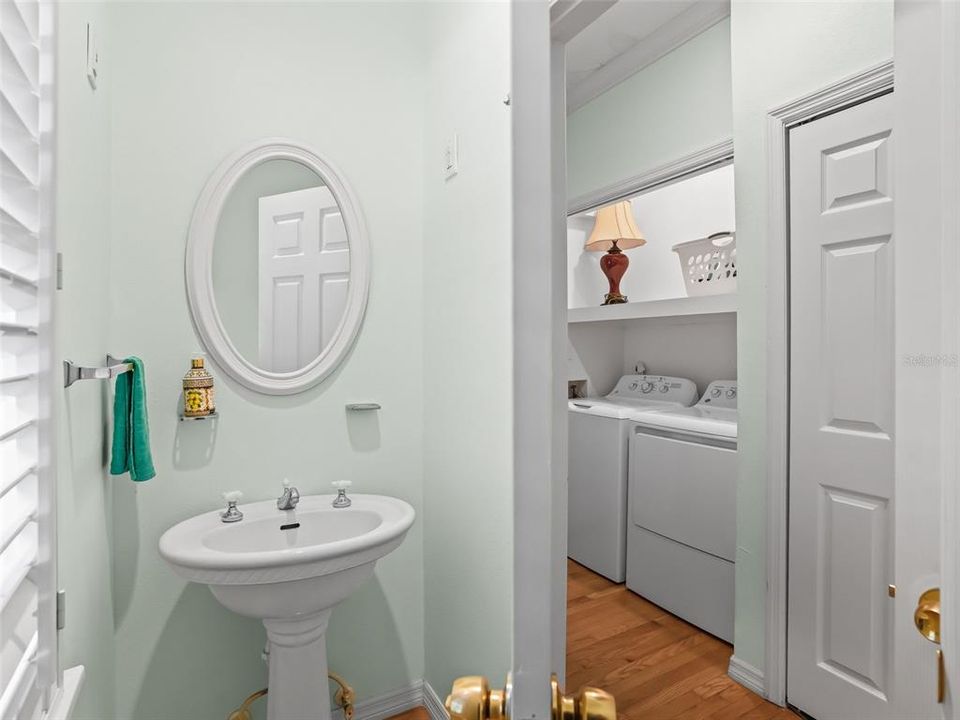 For Sale: $635,000 (3 beds, 2 baths, 2546 Square Feet)