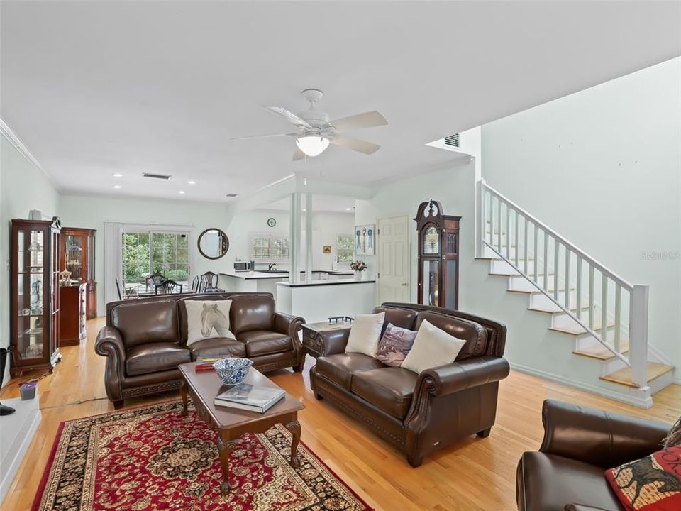 For Sale: $635,000 (3 beds, 2 baths, 2546 Square Feet)