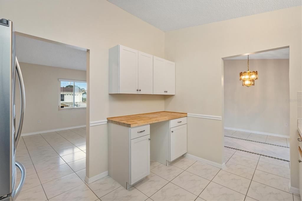 待售: $239,000 (3 贝兹, 2 浴室, 1690 平方英尺)