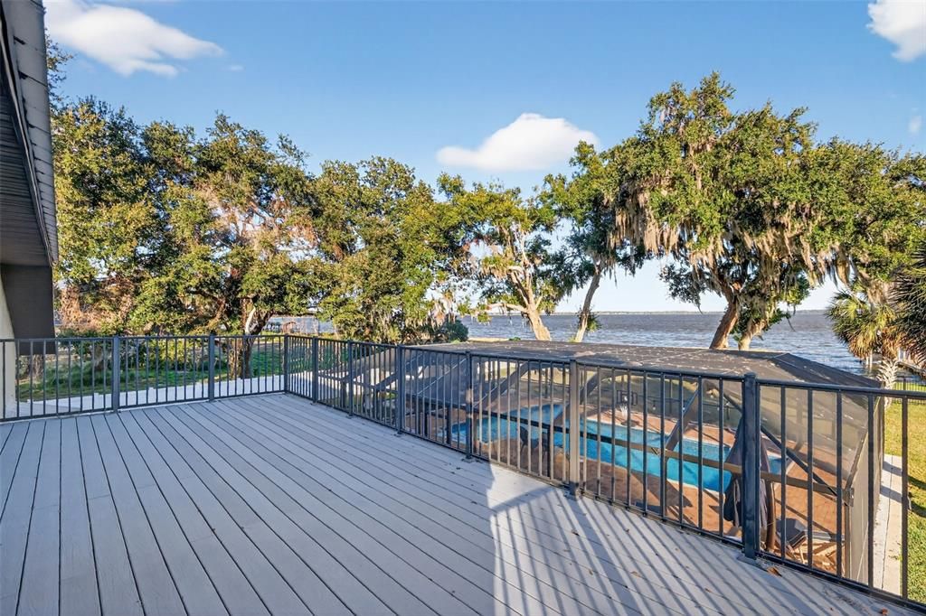 En Venta: $995,000 (3 camas, 3 baños, 2504 Pies cuadrados)