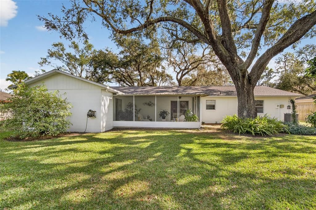 For Sale: $375,000 (3 beds, 2 baths, 1766 Square Feet)