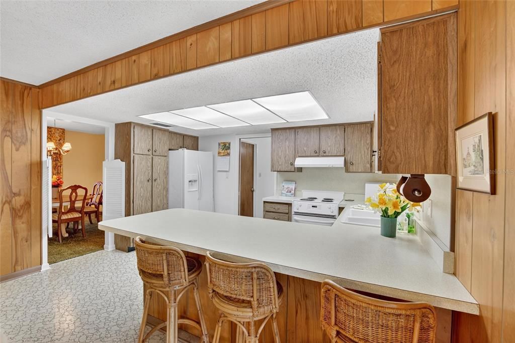 For Sale: $375,000 (3 beds, 2 baths, 1766 Square Feet)