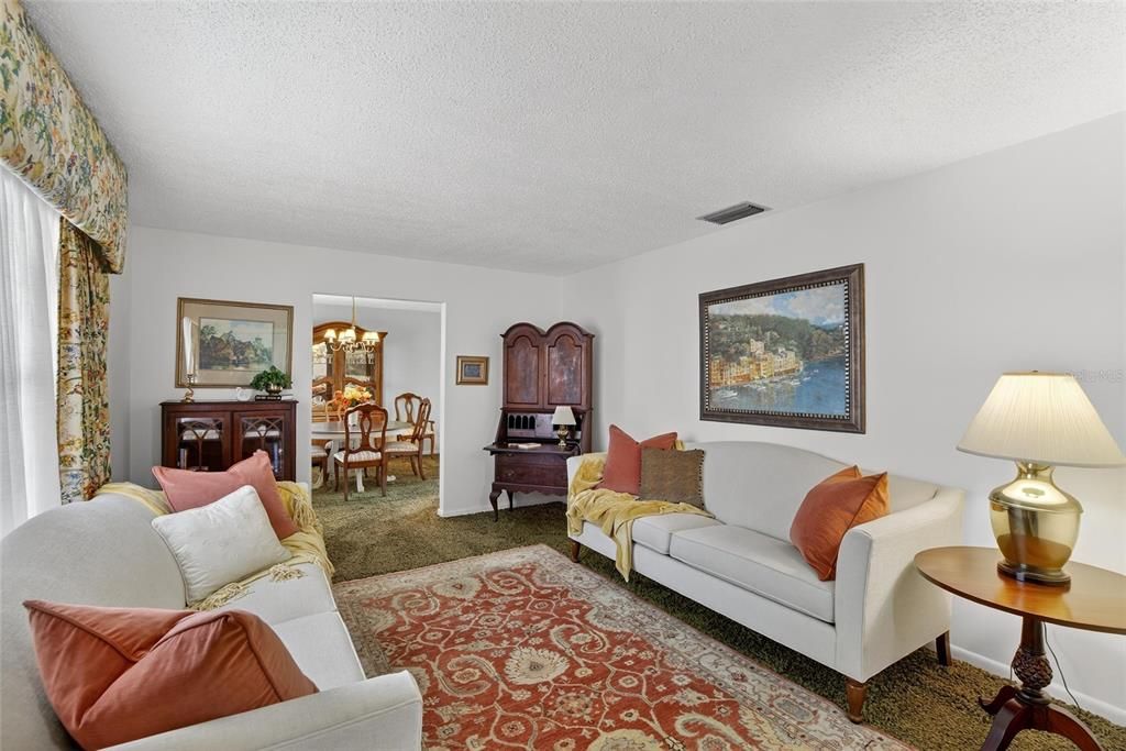 For Sale: $375,000 (3 beds, 2 baths, 1766 Square Feet)