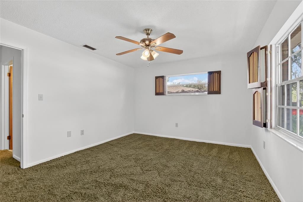 For Sale: $375,000 (3 beds, 2 baths, 1766 Square Feet)