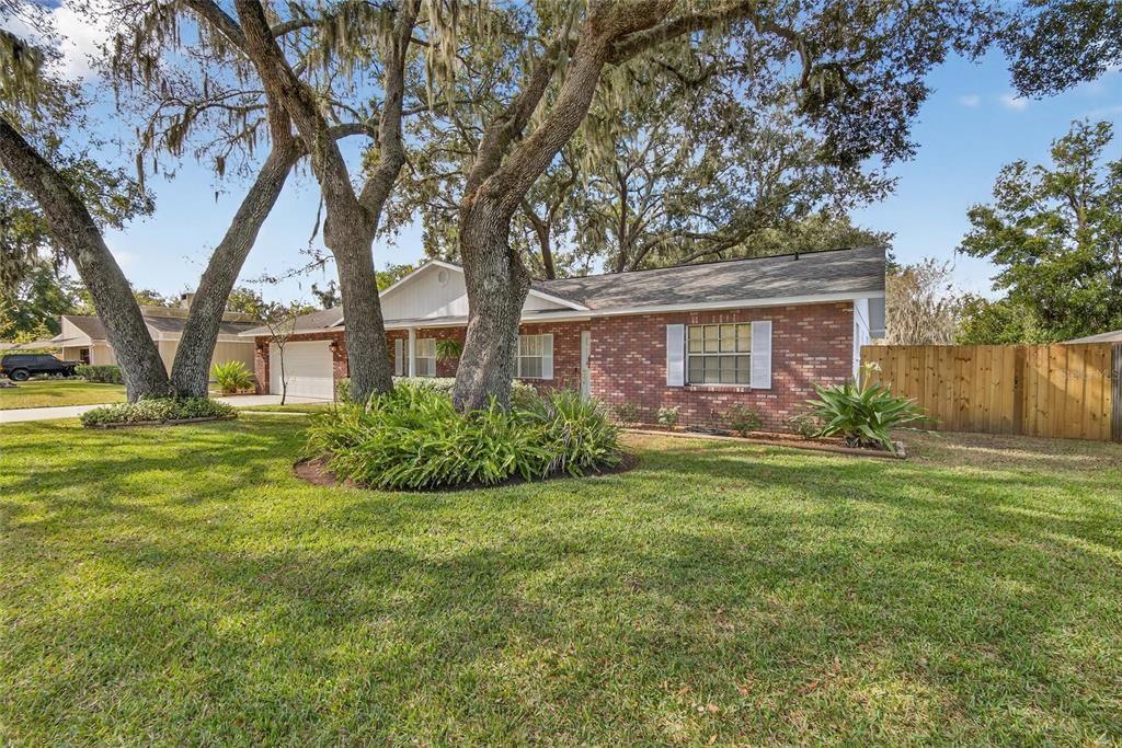 For Sale: $375,000 (3 beds, 2 baths, 1766 Square Feet)