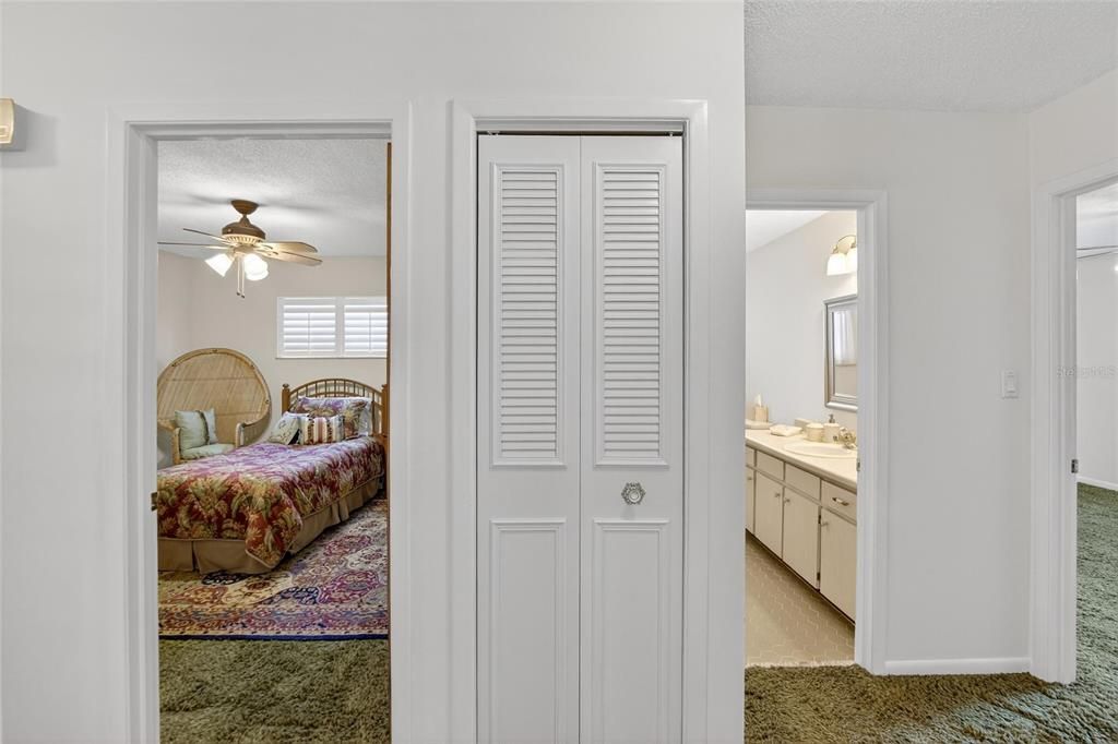 For Sale: $375,000 (3 beds, 2 baths, 1766 Square Feet)