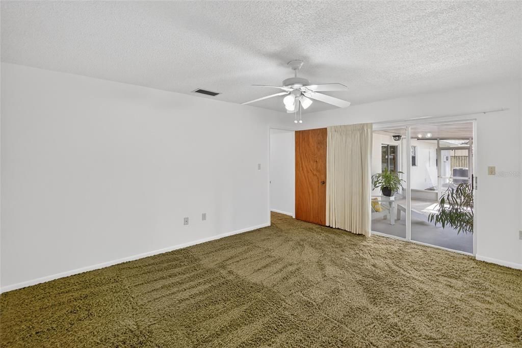 For Sale: $375,000 (3 beds, 2 baths, 1766 Square Feet)