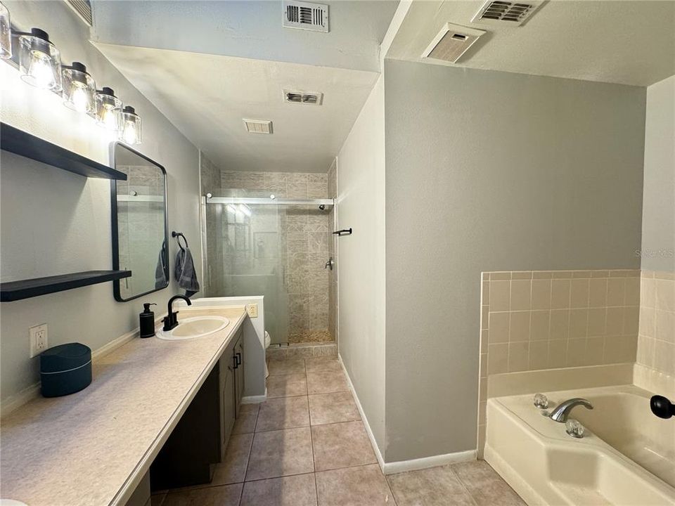 На продажу: $322,000 (3 спален, 3 ванн, 1775 Квадратных фут)