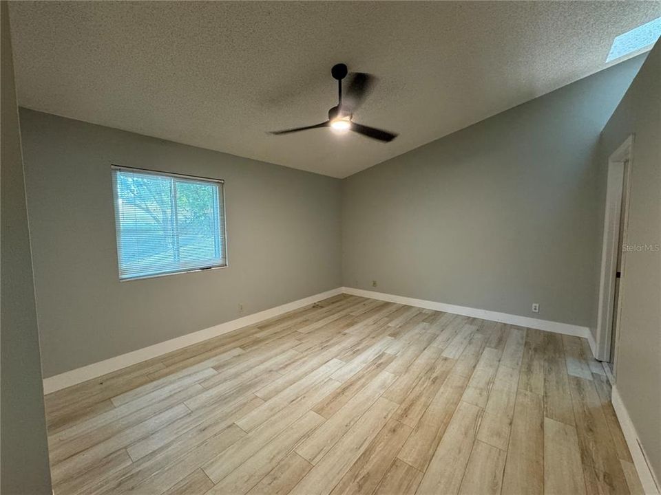 На продажу: $322,000 (3 спален, 3 ванн, 1775 Квадратных фут)