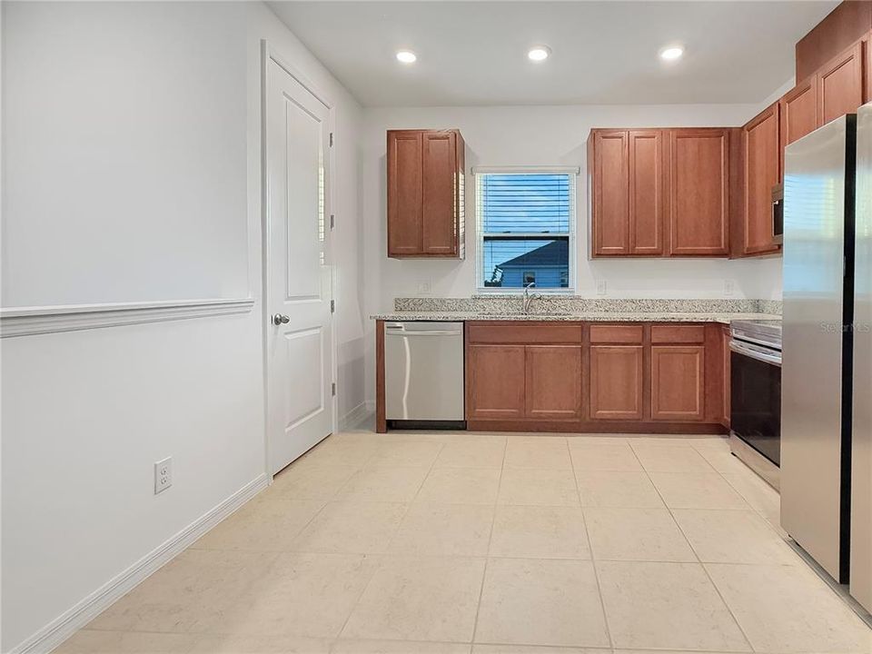 В аренду: $1,500 (1 спален, 1 ванн, 650 Квадратных фут)