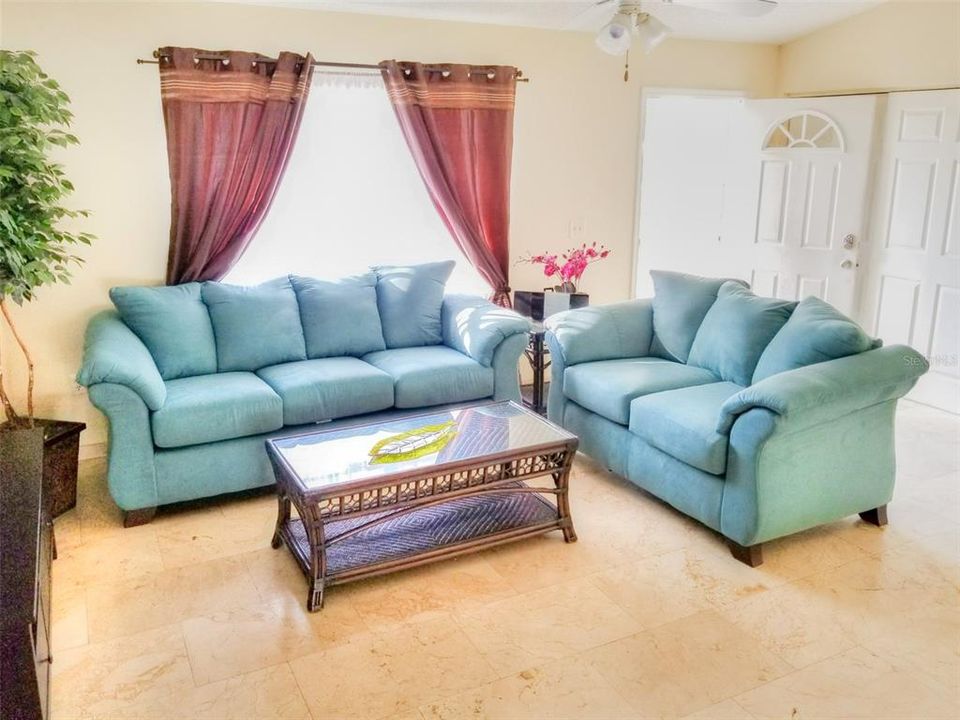 For Sale: $449,000 (3 beds, 2 baths, 1040 Square Feet)