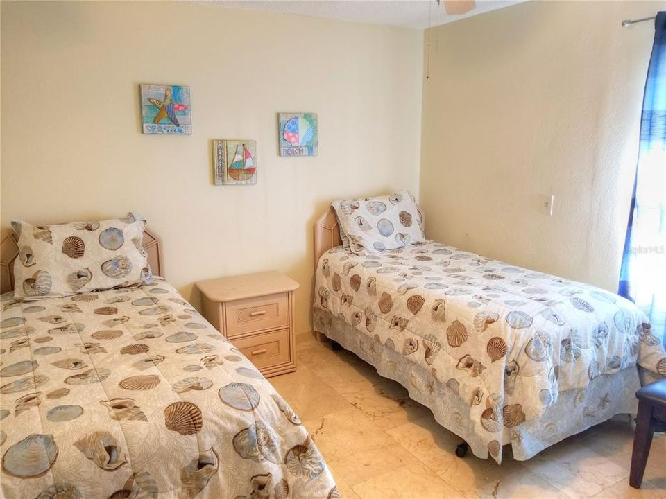 For Sale: $449,000 (3 beds, 2 baths, 1040 Square Feet)