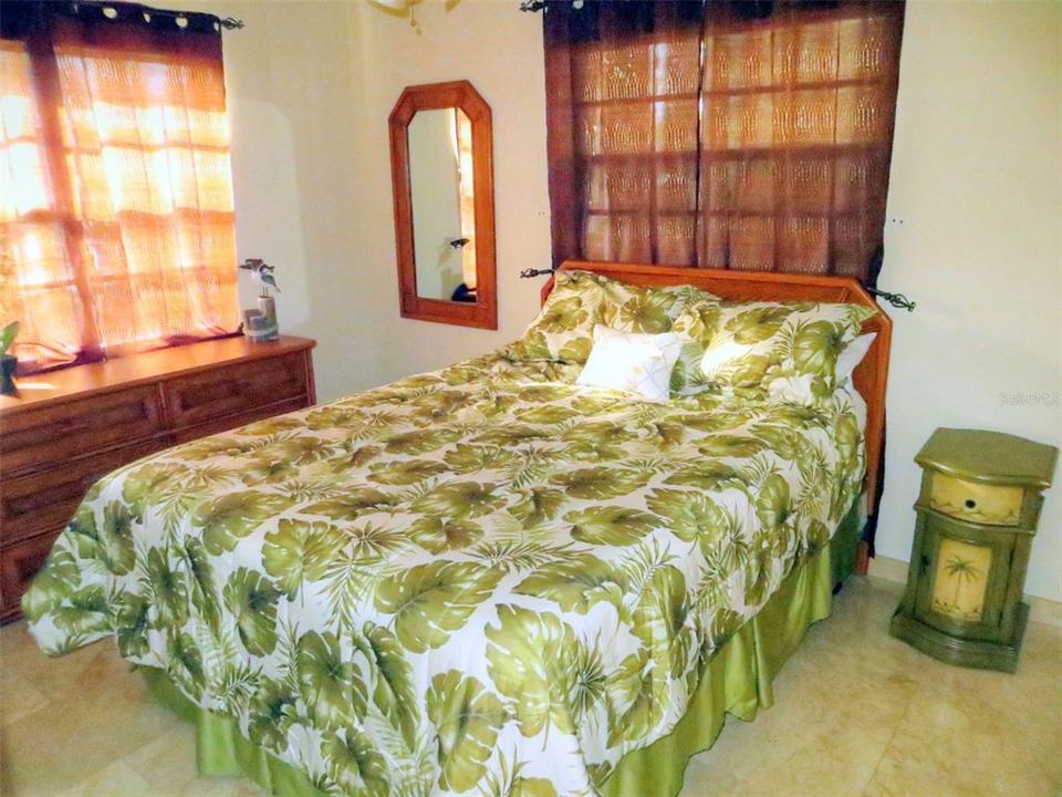 For Sale: $449,000 (3 beds, 2 baths, 1040 Square Feet)