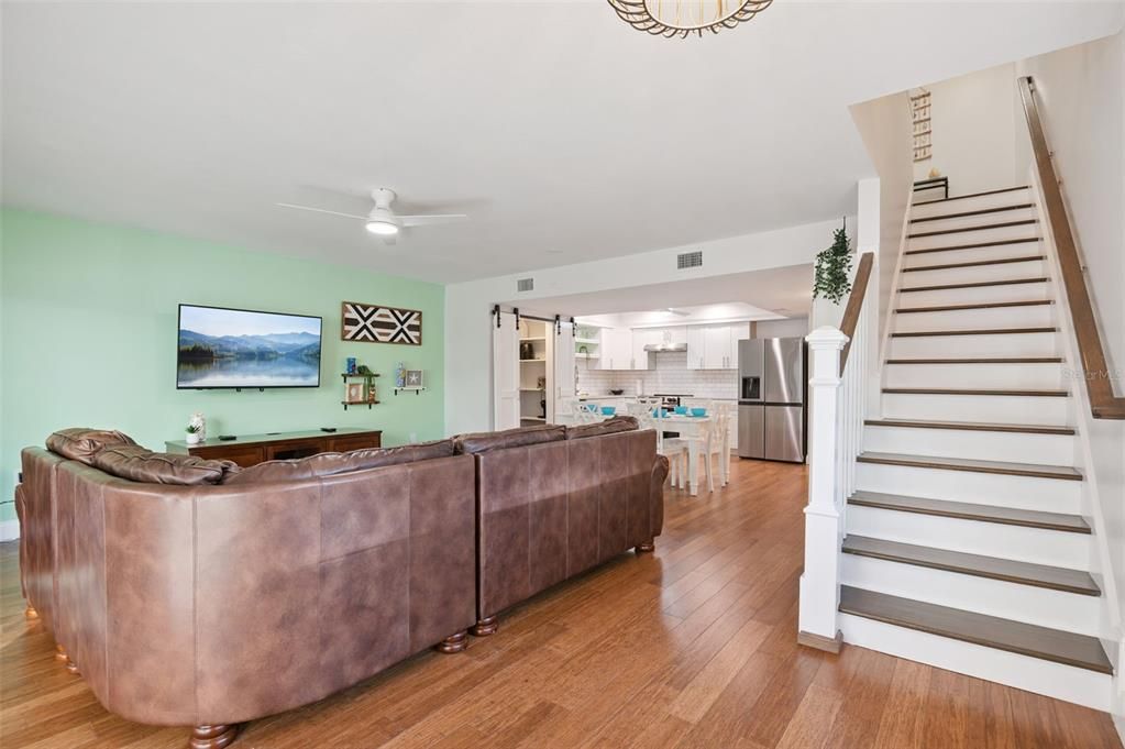 待售: $400,000 (2 贝兹, 2 浴室, 1575 平方英尺)