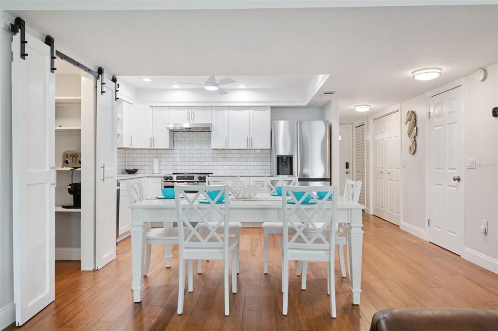 待售: $400,000 (2 贝兹, 2 浴室, 1575 平方英尺)