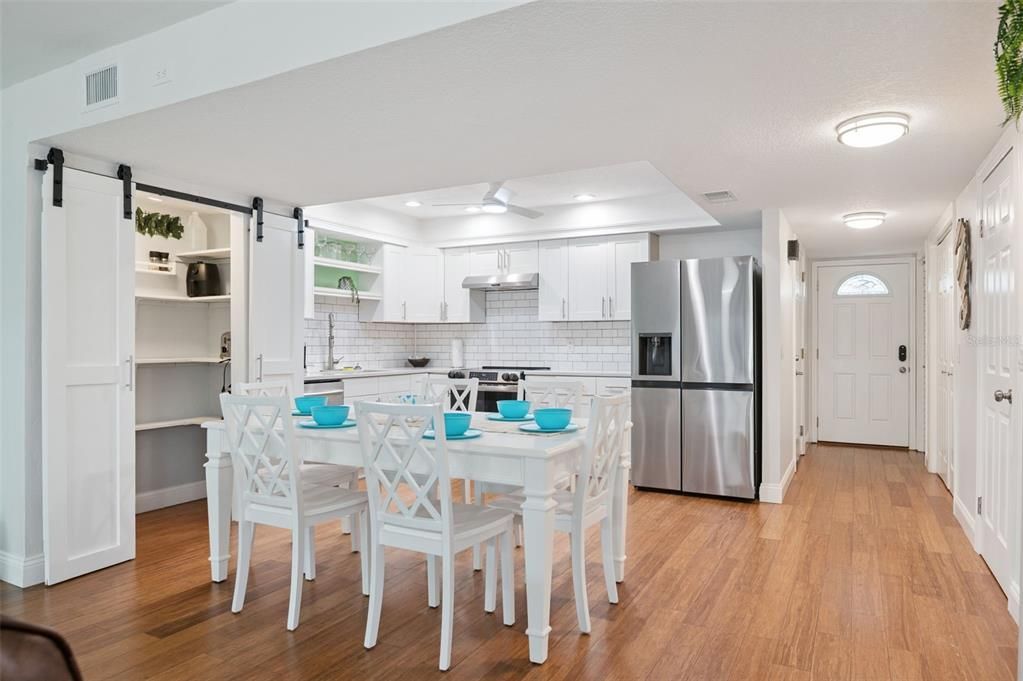 待售: $400,000 (2 贝兹, 2 浴室, 1575 平方英尺)