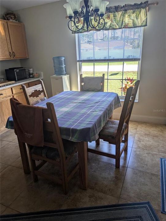 For Sale: $459,000 (4 beds, 2 baths, 1862 Square Feet)