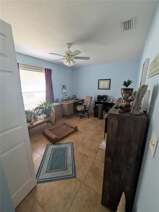 For Sale: $459,000 (4 beds, 2 baths, 1862 Square Feet)