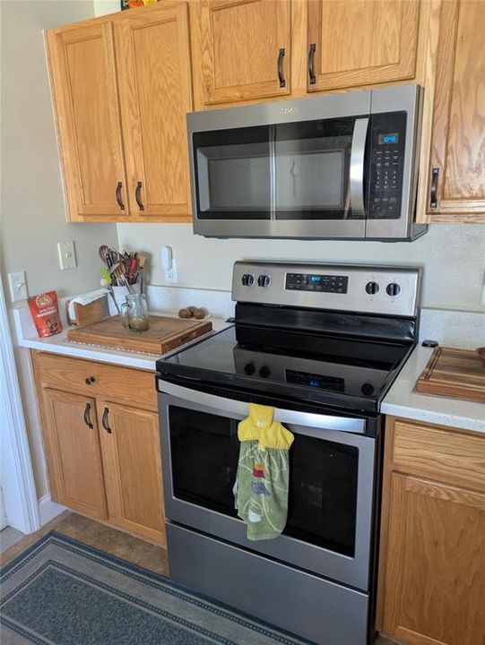 For Sale: $459,000 (4 beds, 2 baths, 1862 Square Feet)