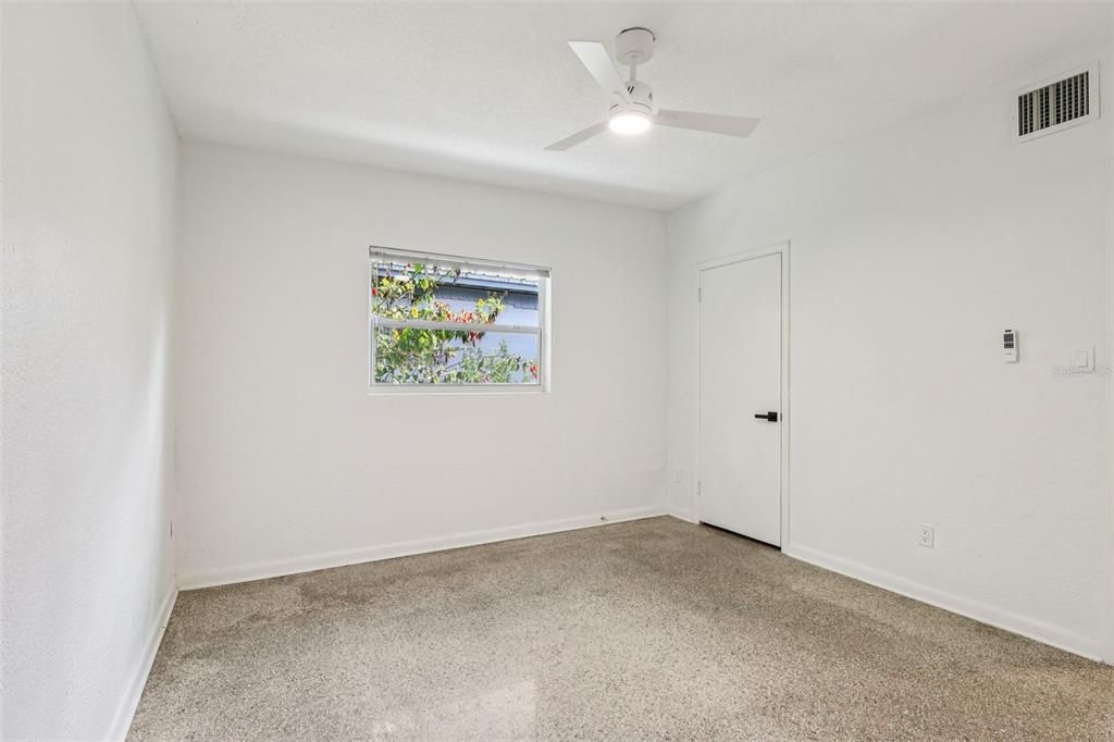 For Rent: $2,700 (3 beds, 2 baths, 1637 Square Feet)