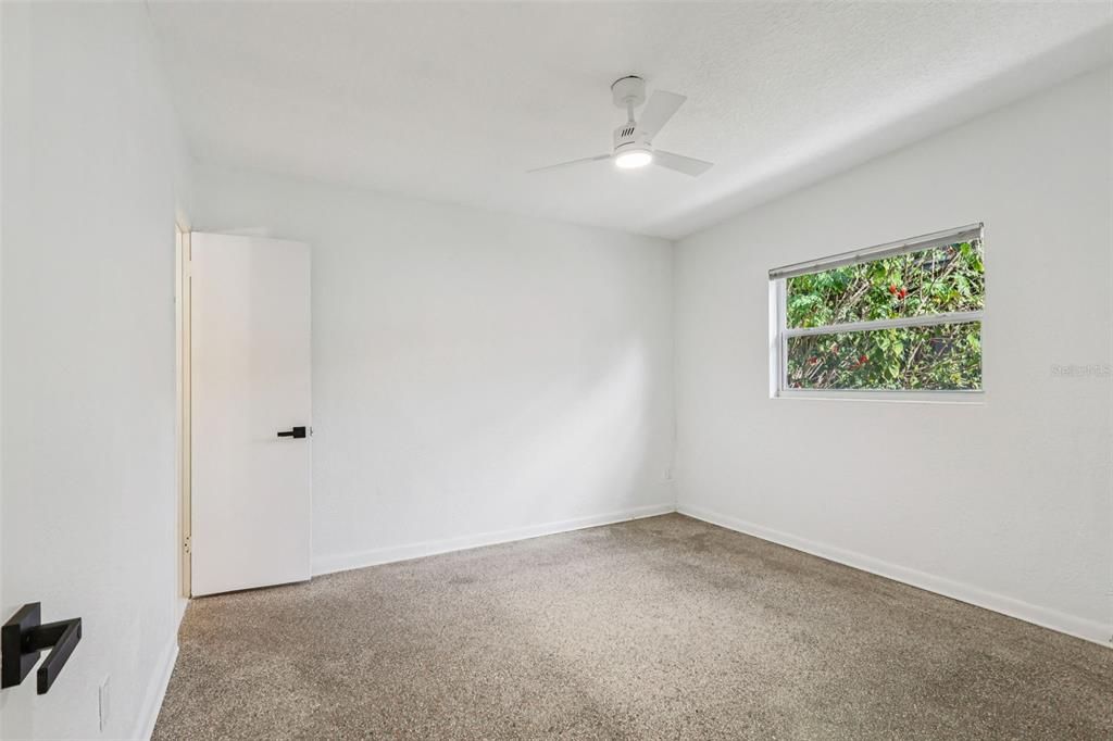 For Rent: $2,700 (3 beds, 2 baths, 1637 Square Feet)