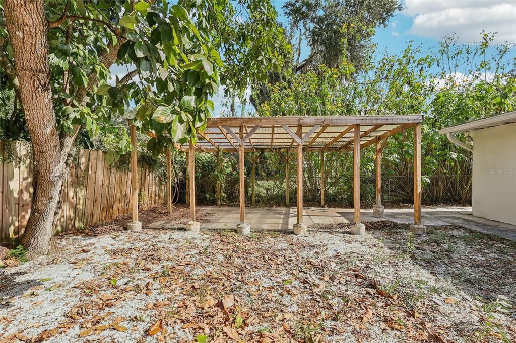 For Rent: $2,700 (3 beds, 2 baths, 1637 Square Feet)