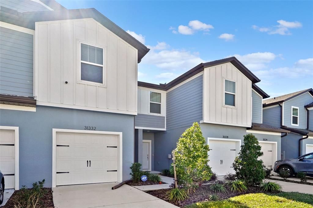 For Rent: $2,000 (3 beds, 2 baths, 1762 Square Feet)