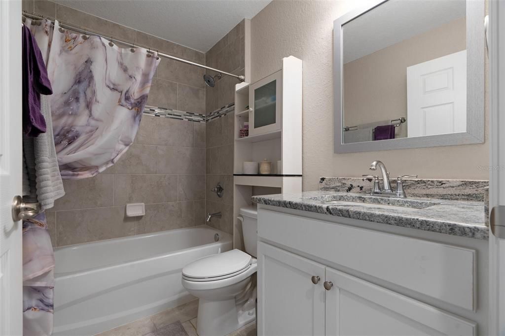 En Venta: $329,900 (3 camas, 2 baños, 2076 Pies cuadrados)