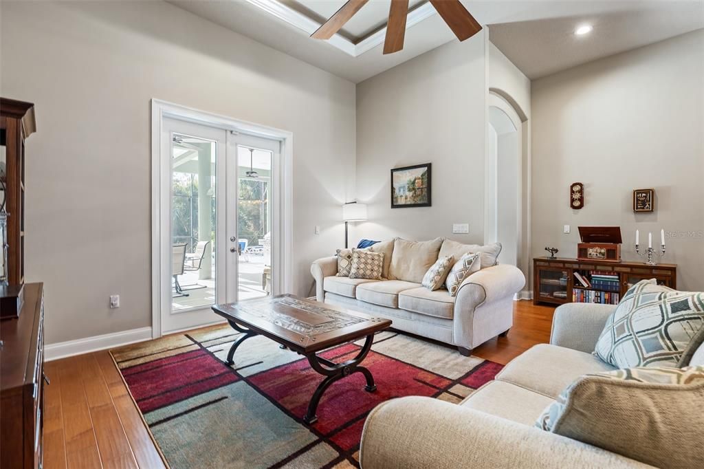 待售: $995,000 (4 贝兹, 3 浴室, 3250 平方英尺)