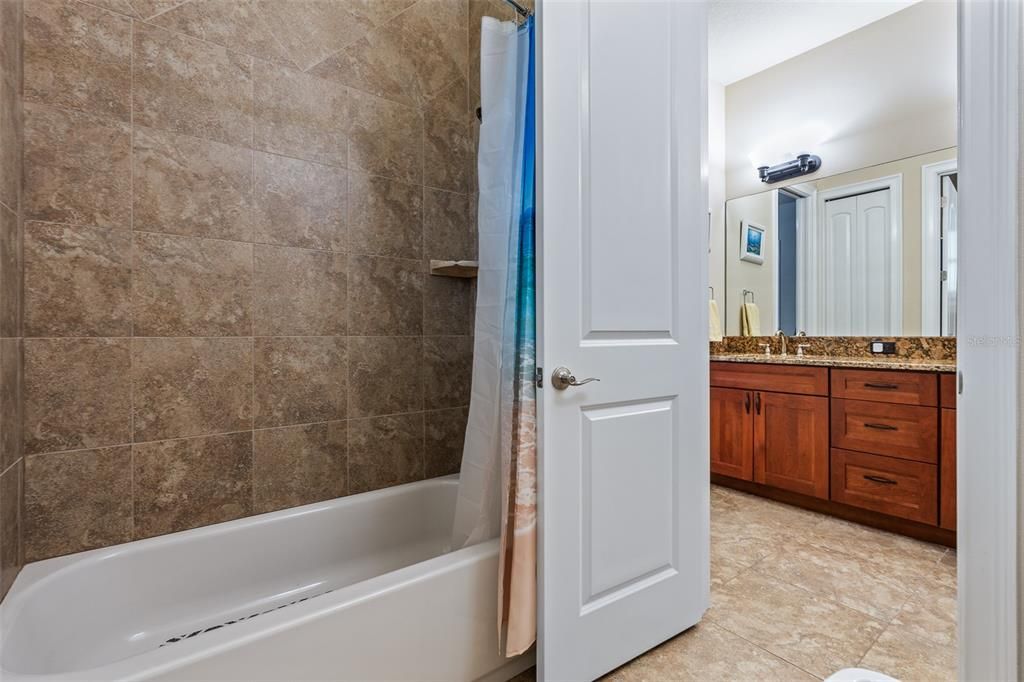 待售: $995,000 (4 贝兹, 3 浴室, 3250 平方英尺)