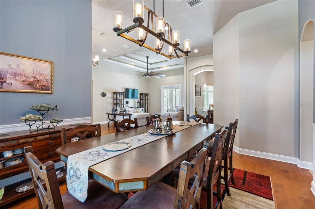 待售: $995,000 (4 贝兹, 3 浴室, 3250 平方英尺)