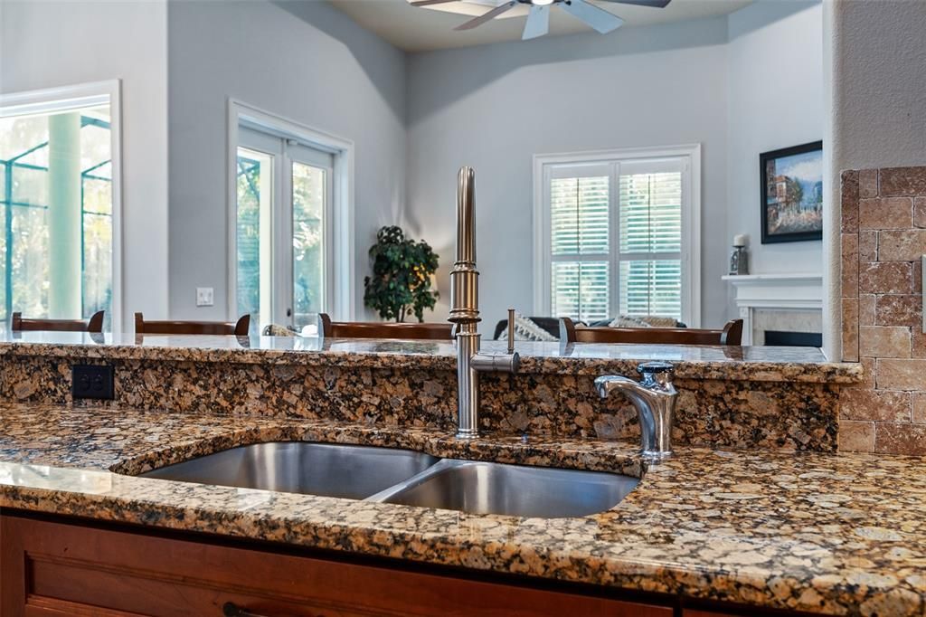 待售: $995,000 (4 贝兹, 3 浴室, 3250 平方英尺)