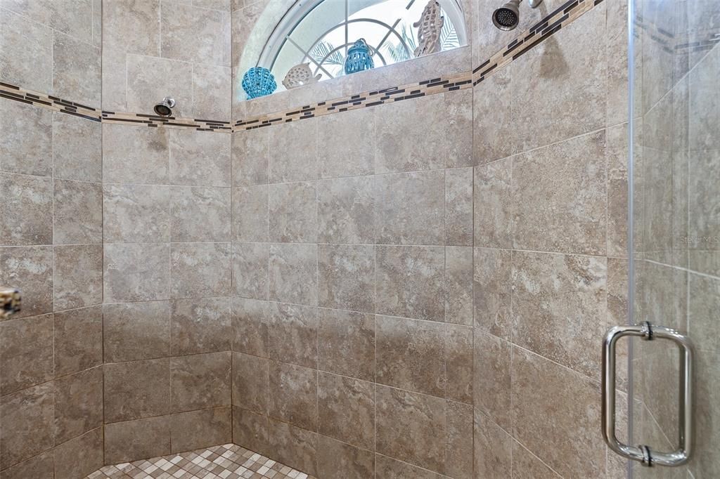 待售: $995,000 (4 贝兹, 3 浴室, 3250 平方英尺)