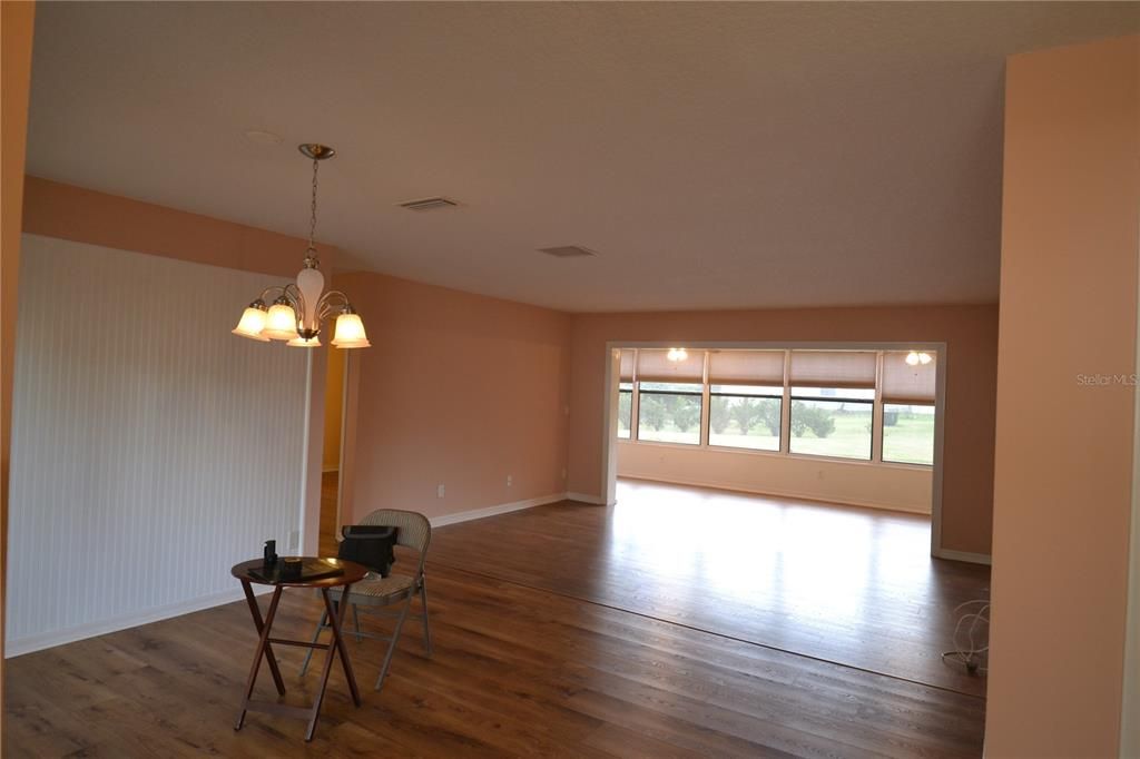 For Rent: $2,400 (2 beds, 2 baths, 1502 Square Feet)