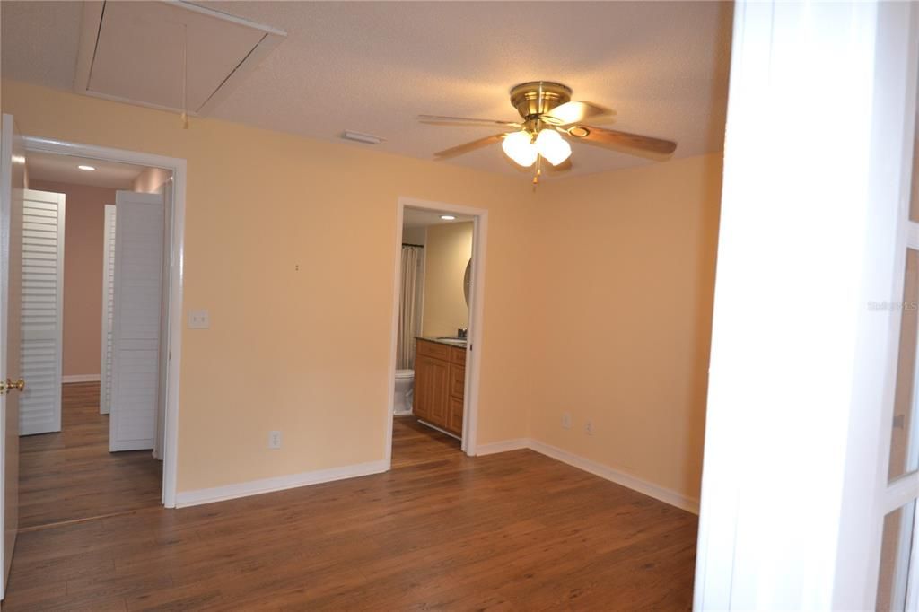 For Rent: $2,400 (2 beds, 2 baths, 1502 Square Feet)