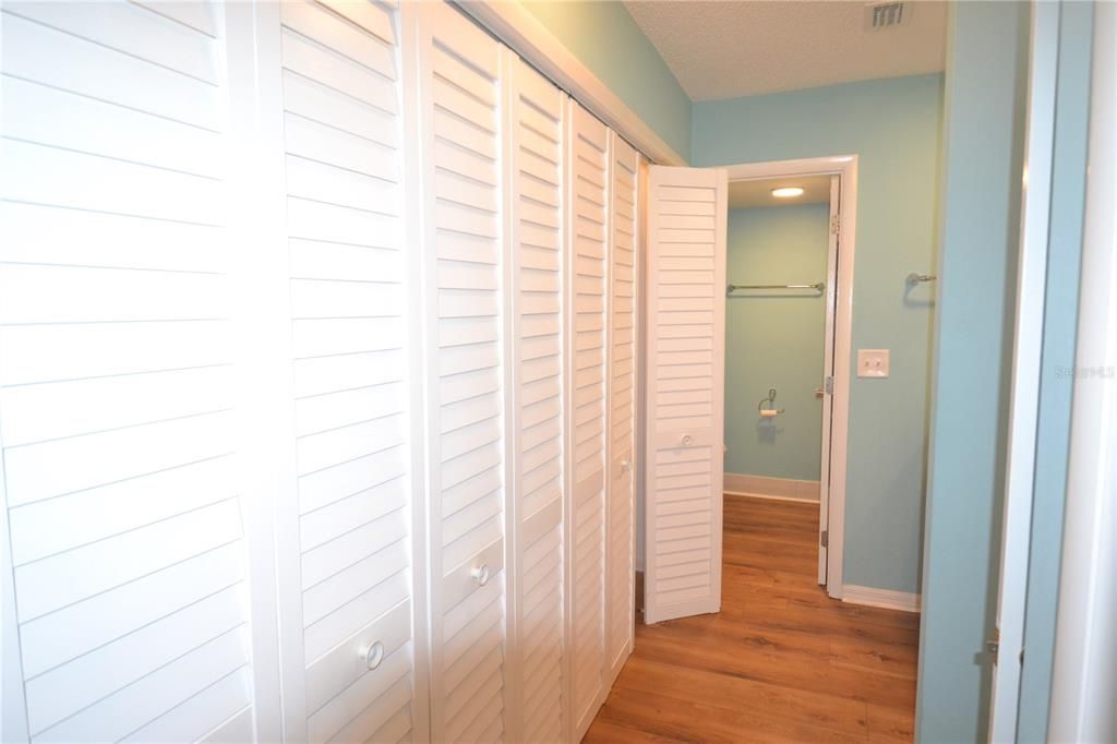 For Rent: $2,400 (2 beds, 2 baths, 1502 Square Feet)