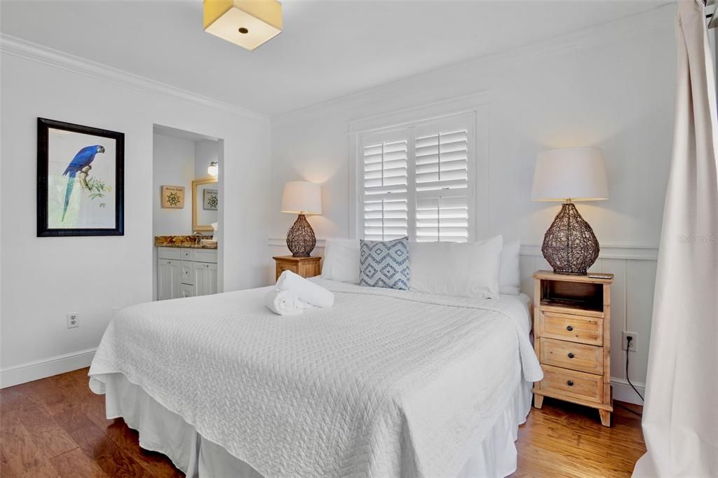 For Sale: $1,825,000 (4 beds, 2 baths, 1248 Square Feet)