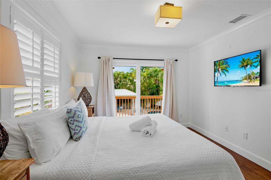 For Sale: $1,825,000 (4 beds, 2 baths, 1248 Square Feet)