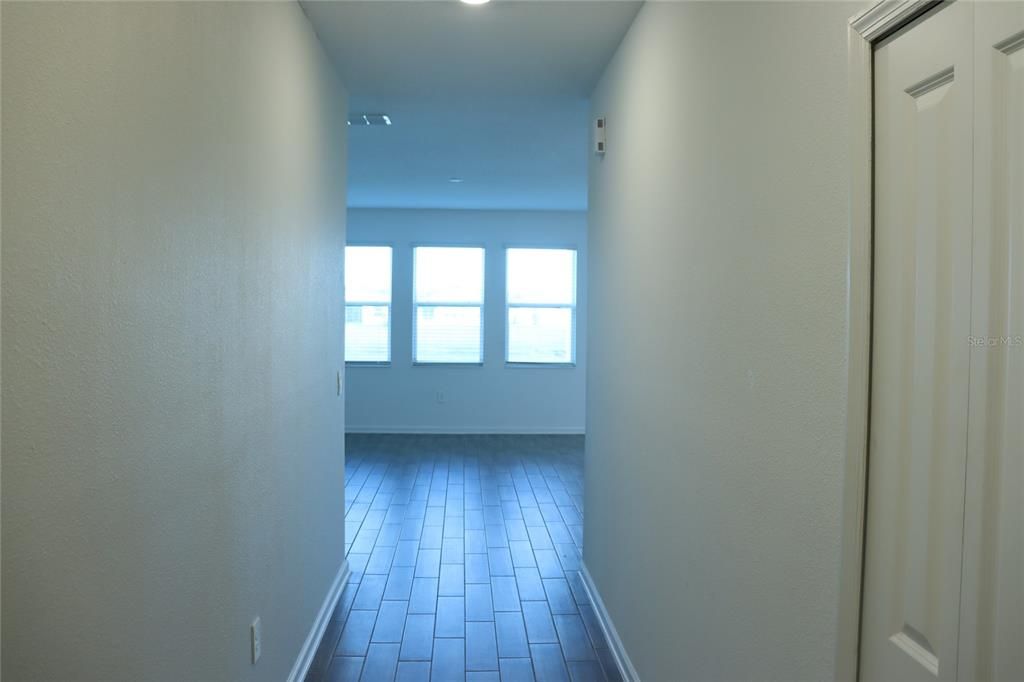 For Rent: $2,500 (4 beds, 2 baths, 1850 Square Feet)